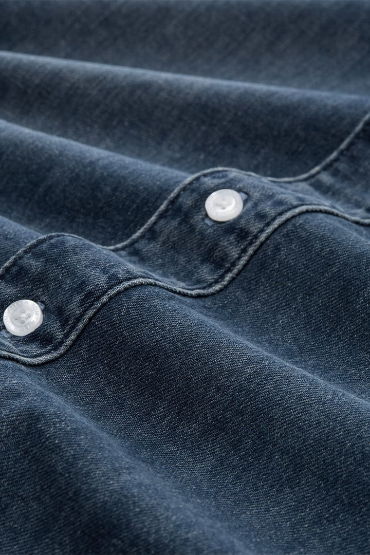 Vue de face chemise sport denim léger Tom Tailor homme avec boutons nacrés - Valérie Simon