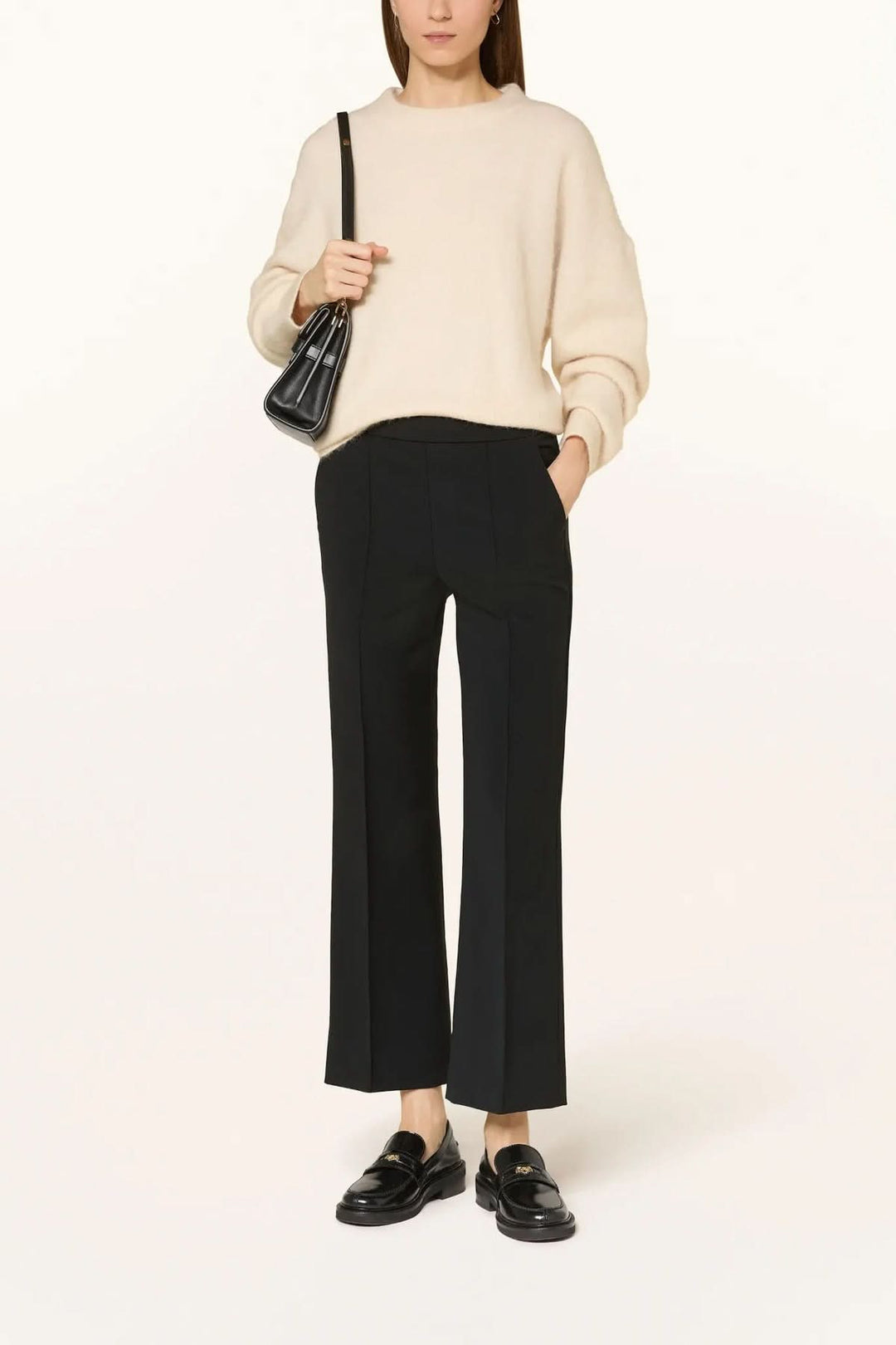 Pantalon habillé coupe droite à plis marqués