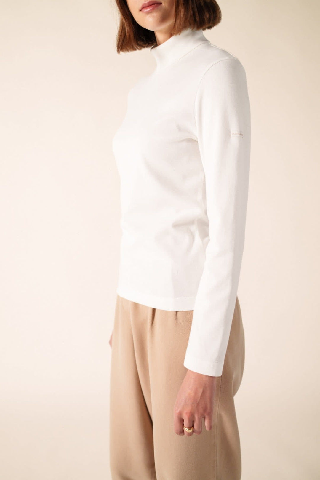 Front view of the Celina Saint James women&