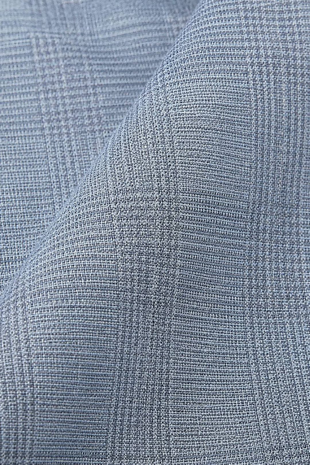 Full-front view of the subtle Lief Horsens checkered shirt for men in gray - Valérie Simon