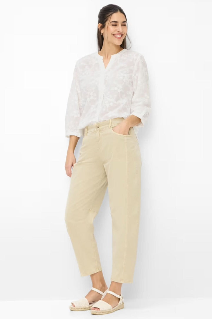 VELIA Lightweight Sweater with Floral Embroidery