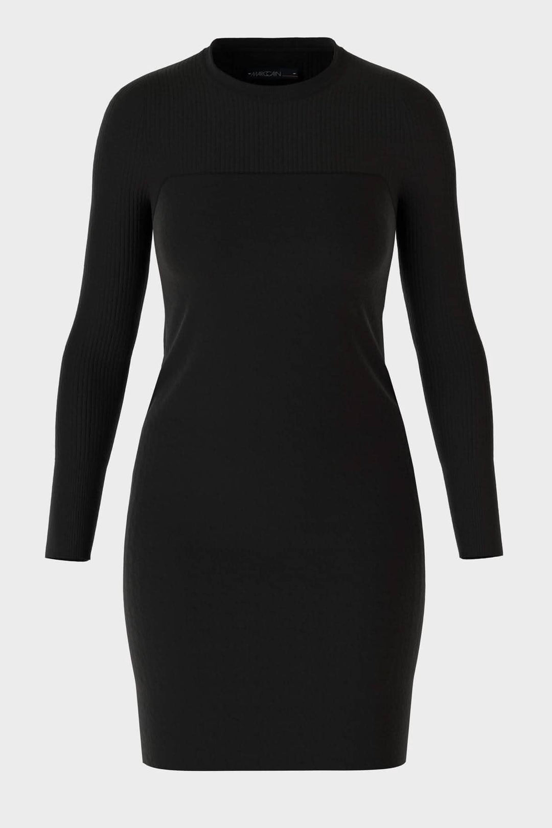 Robe sportive noire 'Rethink Together' avec empiècements en maille côtelée et encolure ronde.