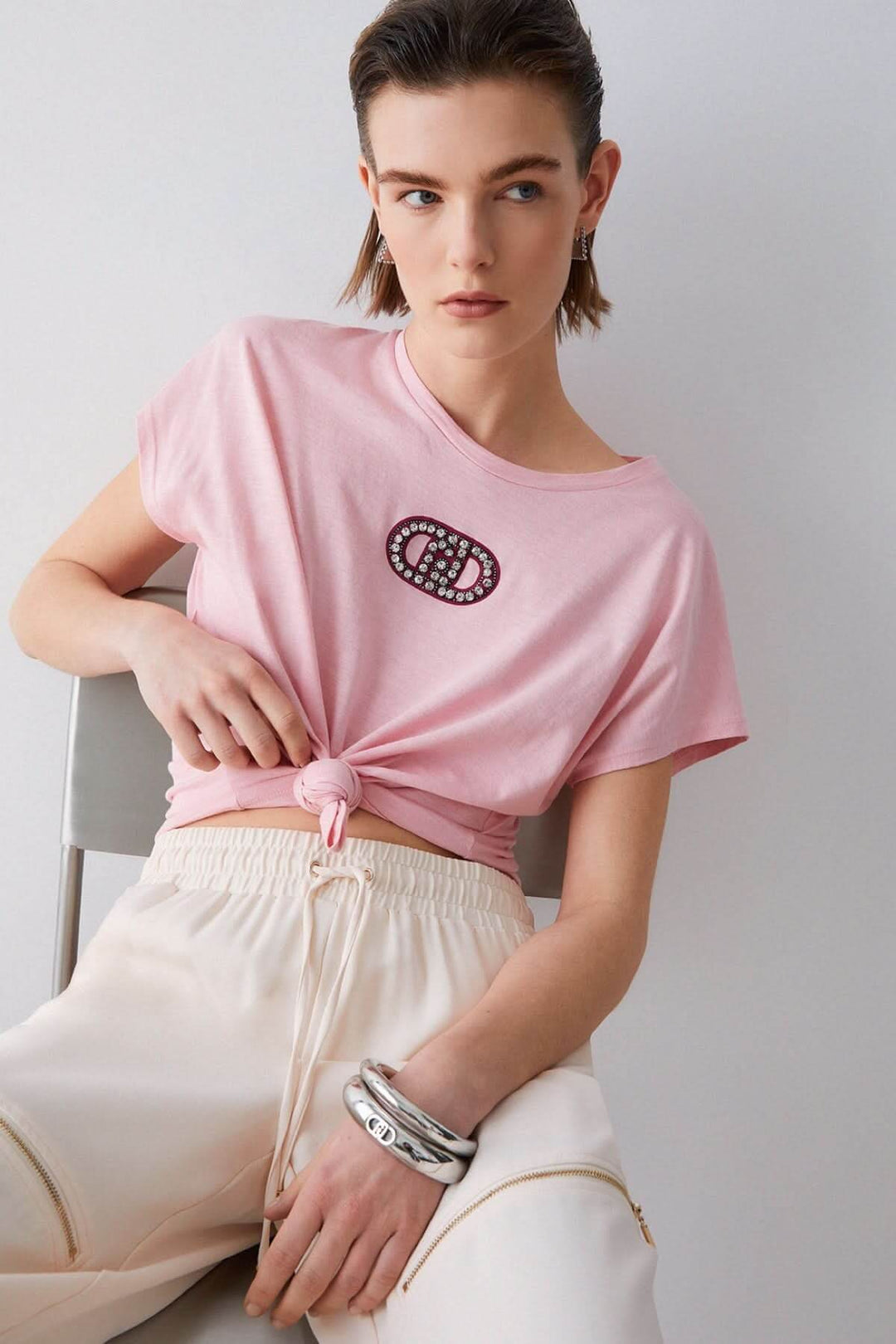 T-shirt avec logo décoratif