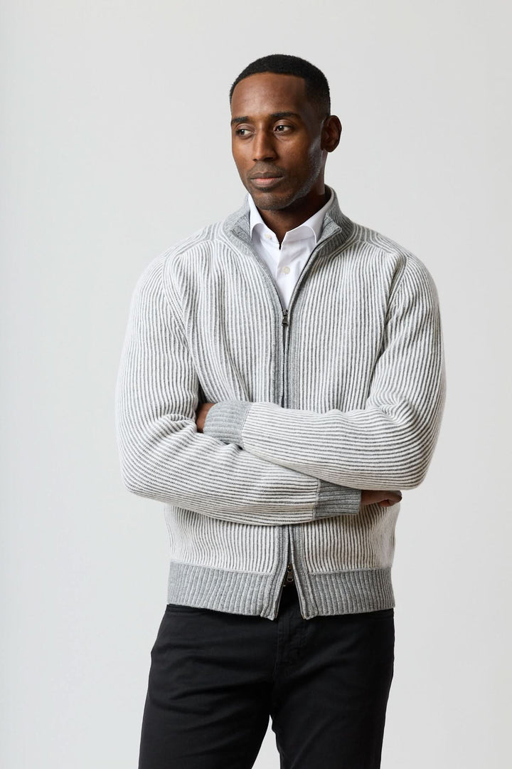 Chandail zippé col montant en maille côtelée