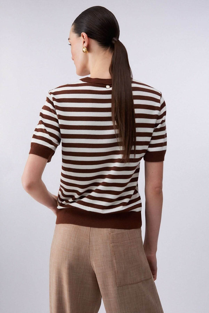 Chandail à manches courtes avec motifs contrastés