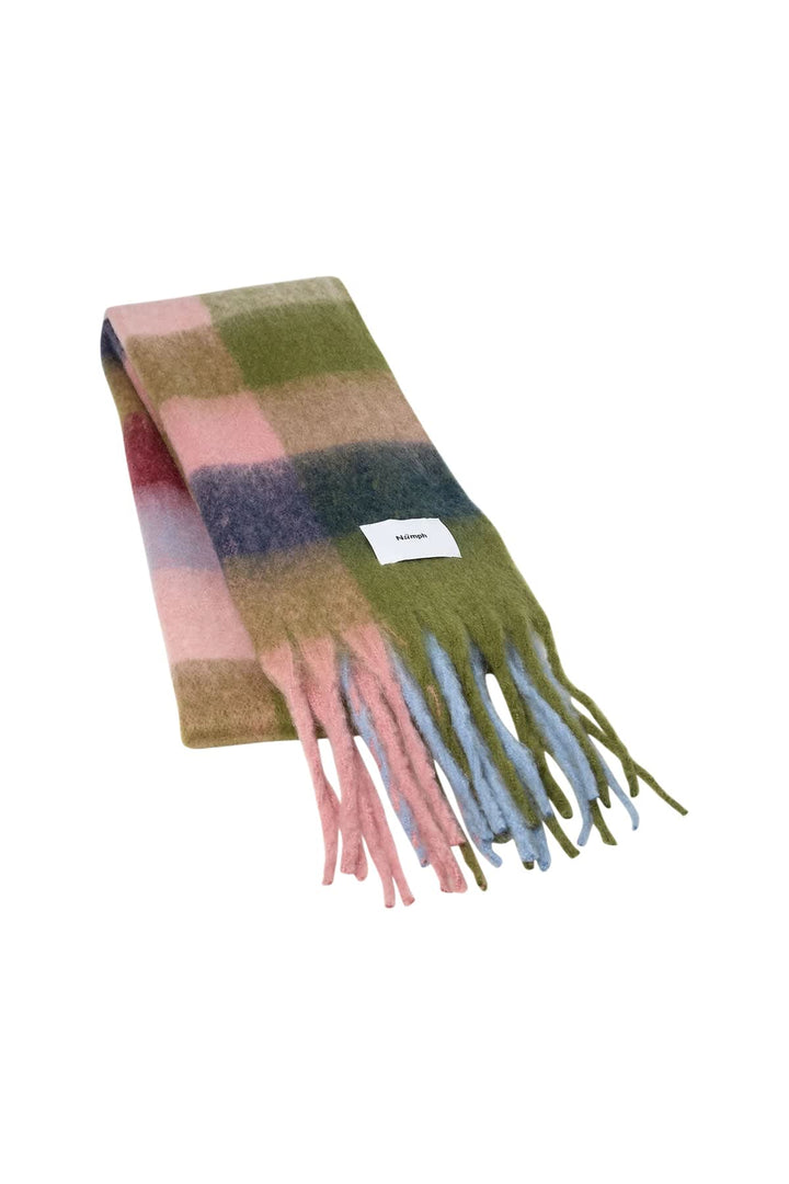 Foulard à carreaux avec franges vue de face pour femme Numph