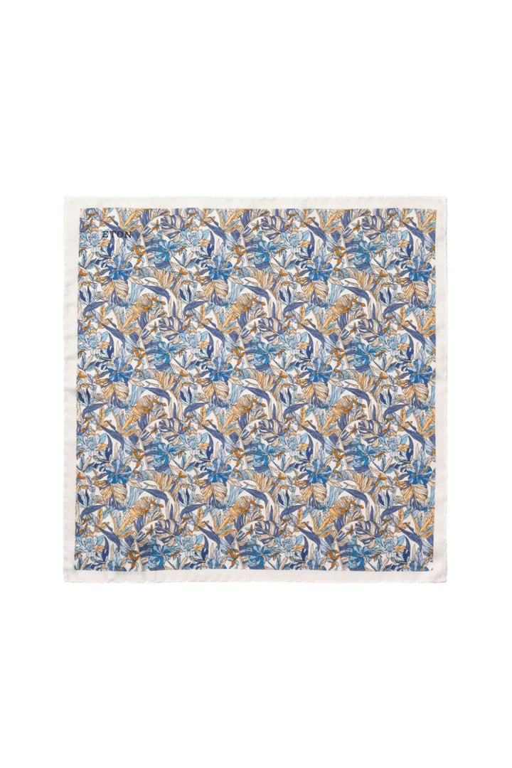 Vue de détail foulard floral en soie Eton homme rouge motifs raffinés - Valérie Simon