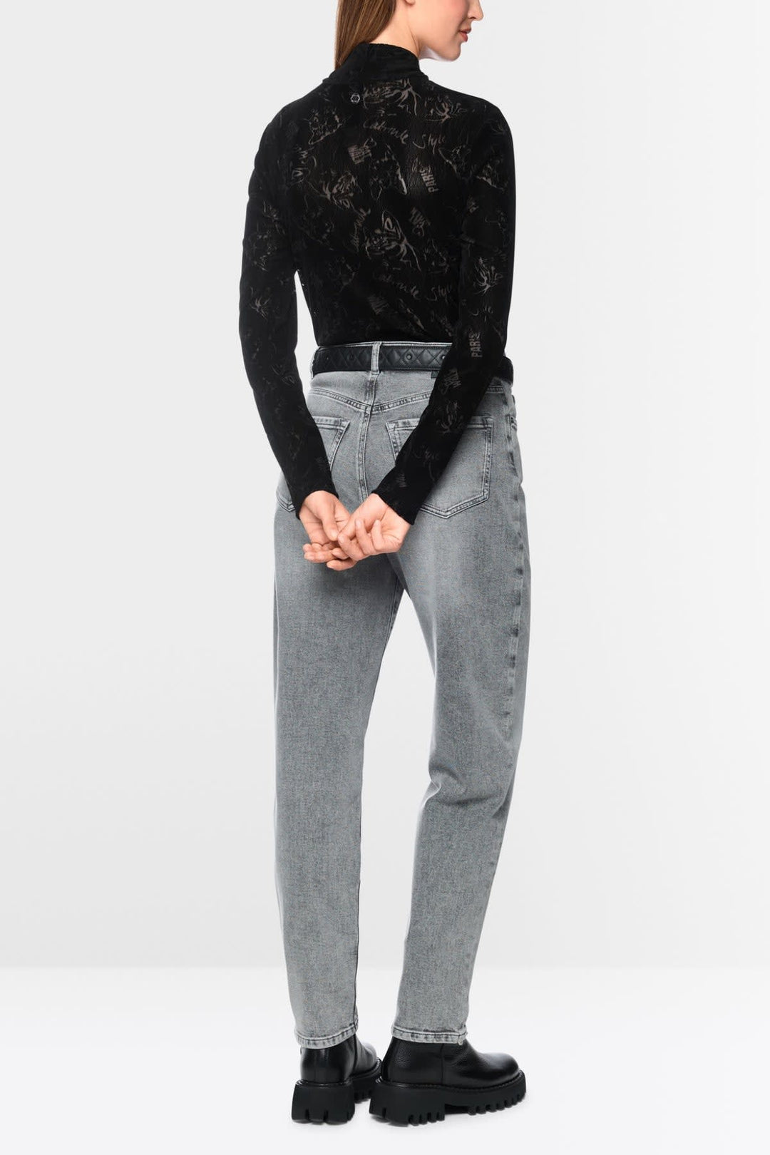 Haut à col roulé en velours stretch motif chat vue de face pour femme Marc Cain