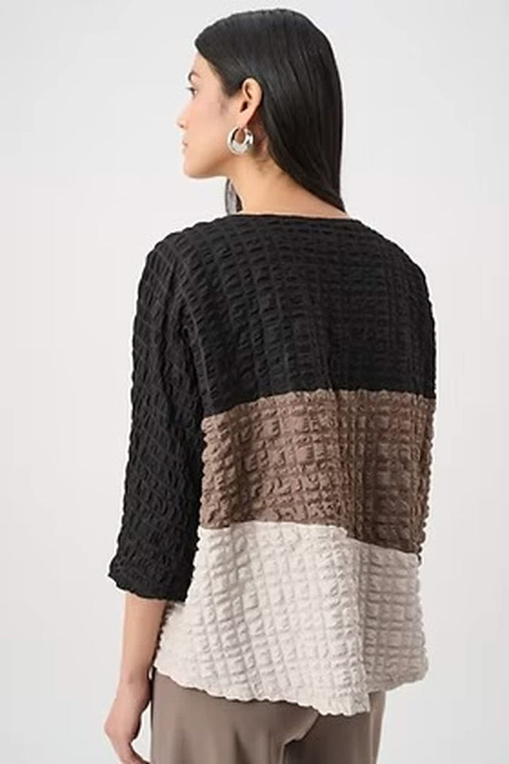 Multicolored, textured Joseph Ribkoff top with blocks, side view - Valérie Simon