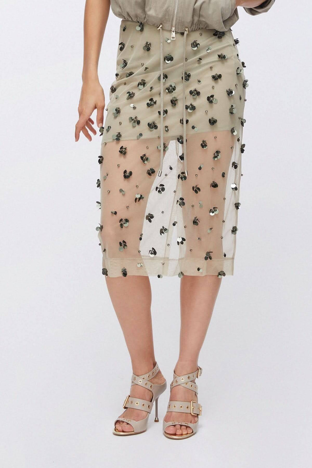 Jupe en maille transparente ornée