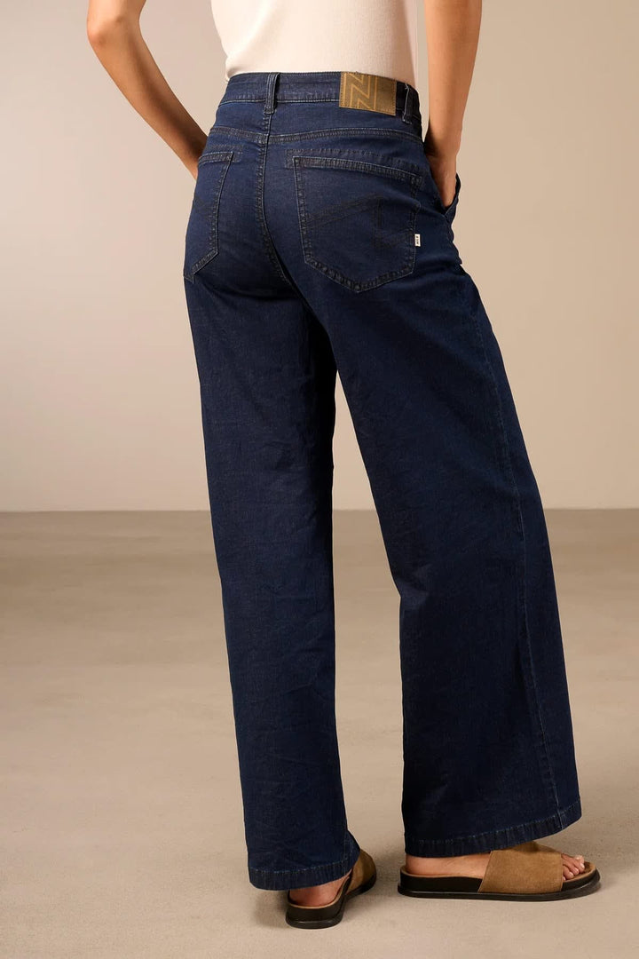 Nile women&