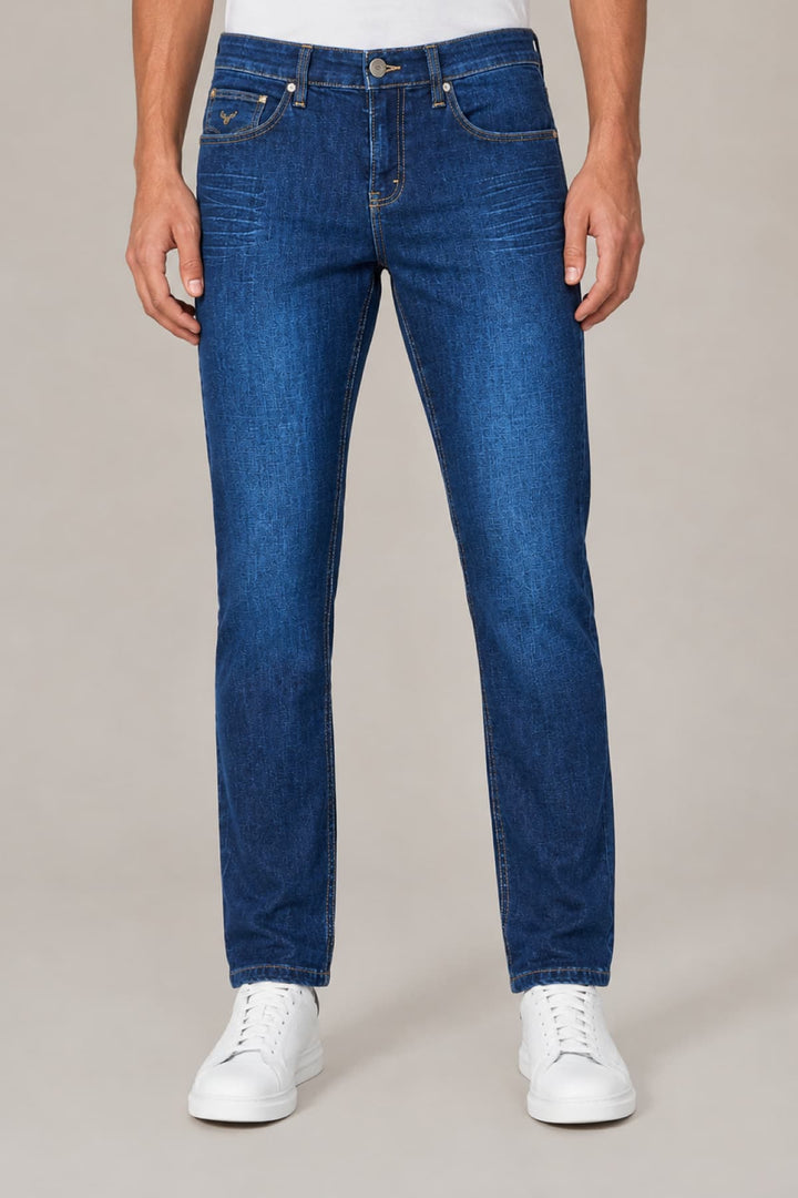 Side view of the Black Bull Fit modern men&