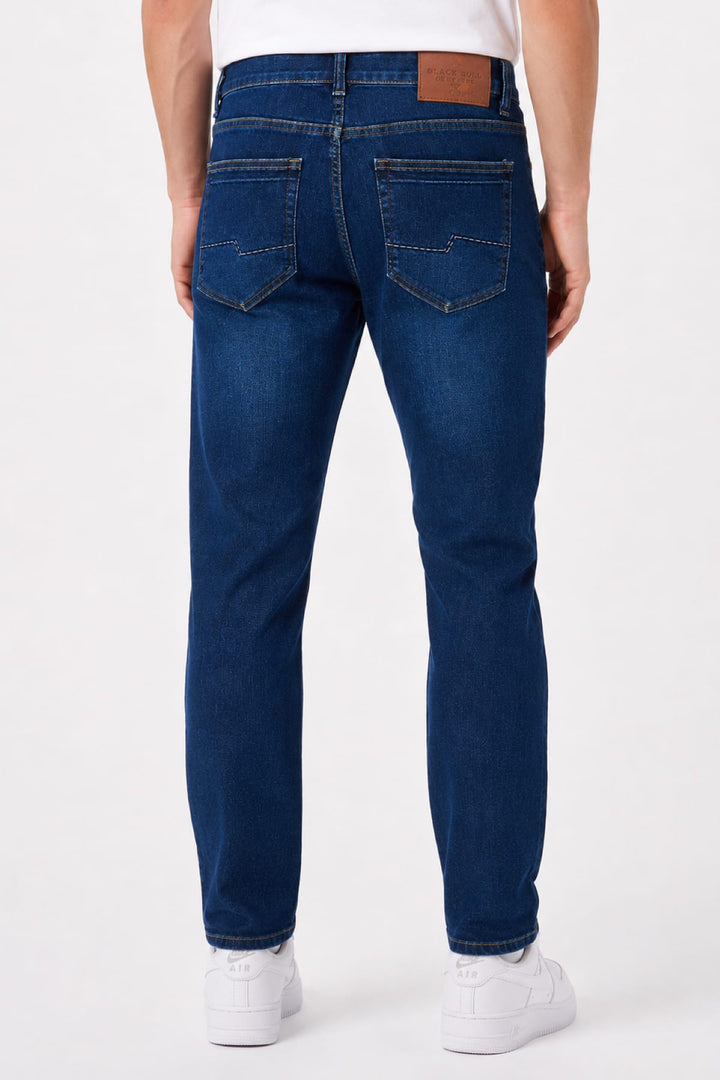 Side view of men&