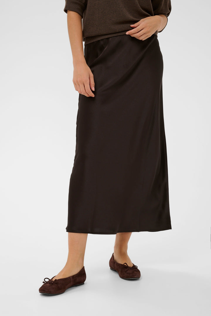 Vue latérale jupe longue fluide texturée Kaffe beige pour femme - Valérie Simon