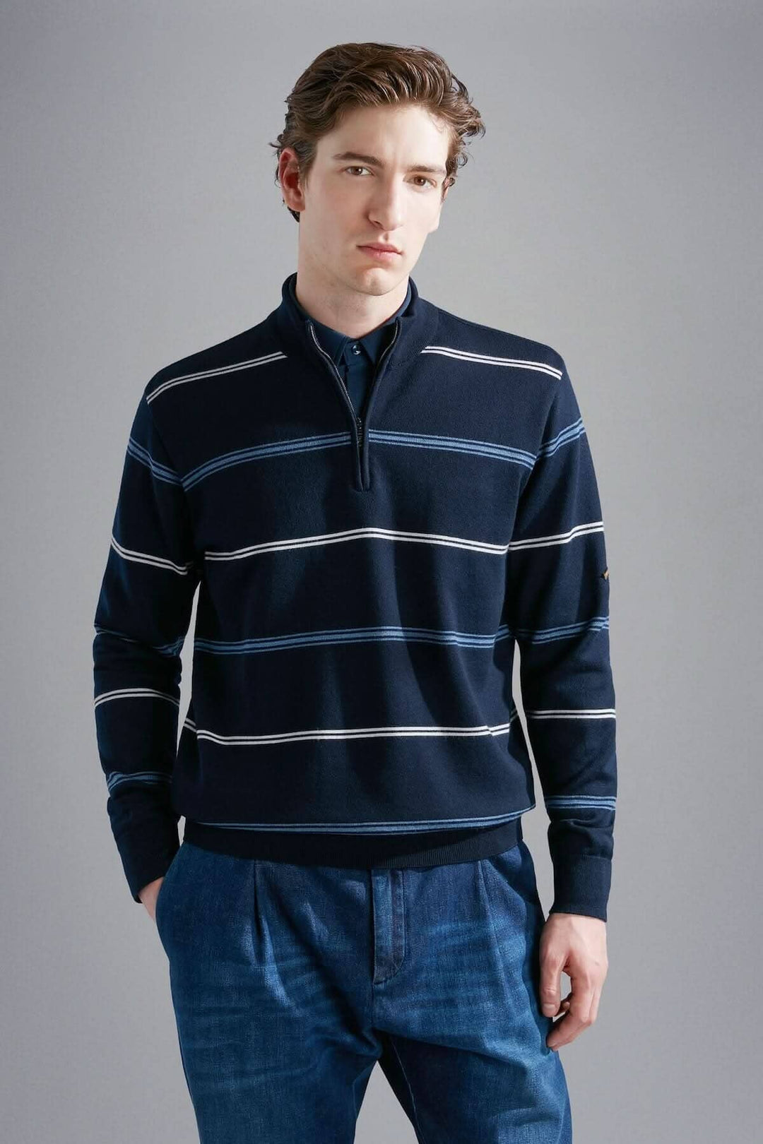 Chandail ligné à demi-zip en laine Paul & Shark, élégant et confortable pour les saisons fraîches.