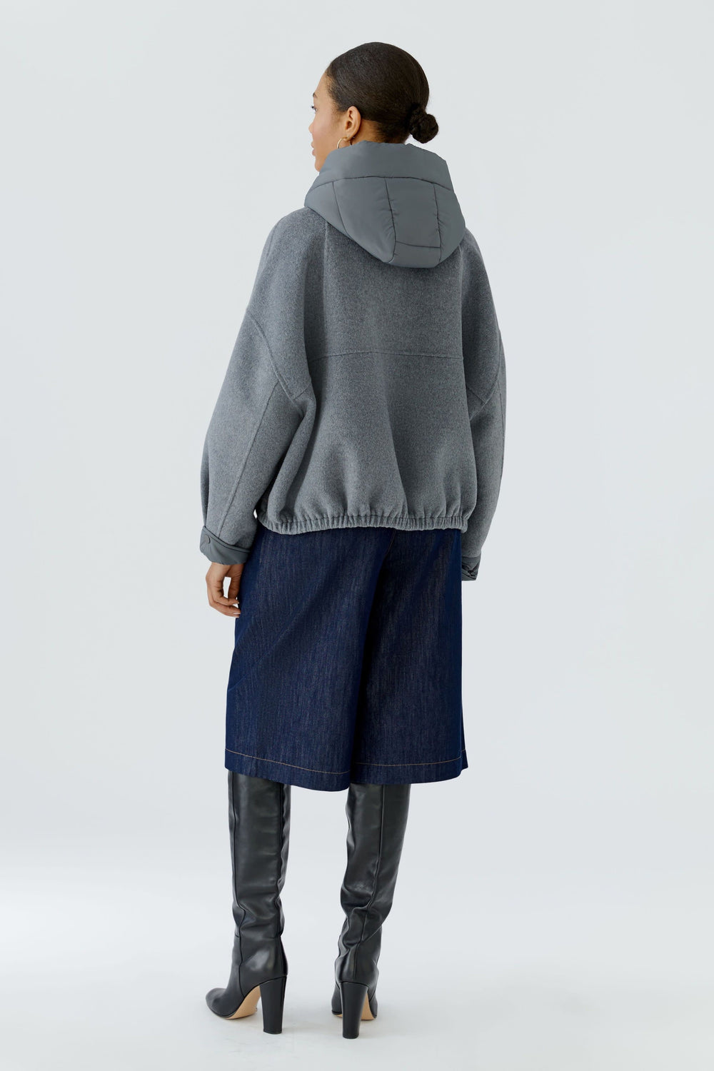 Women's short hooded coat Oui