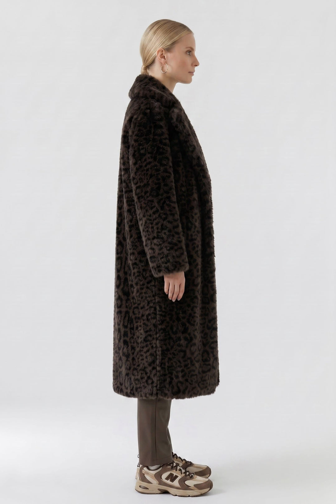 Vue de face manteau effet fourrure léopard Oui femme marron - Valérie Simon