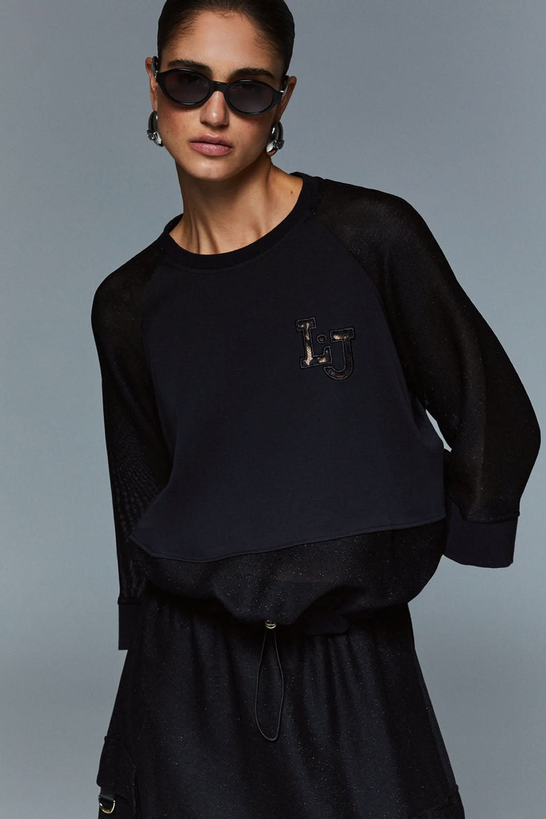 Chandail court à manches larges