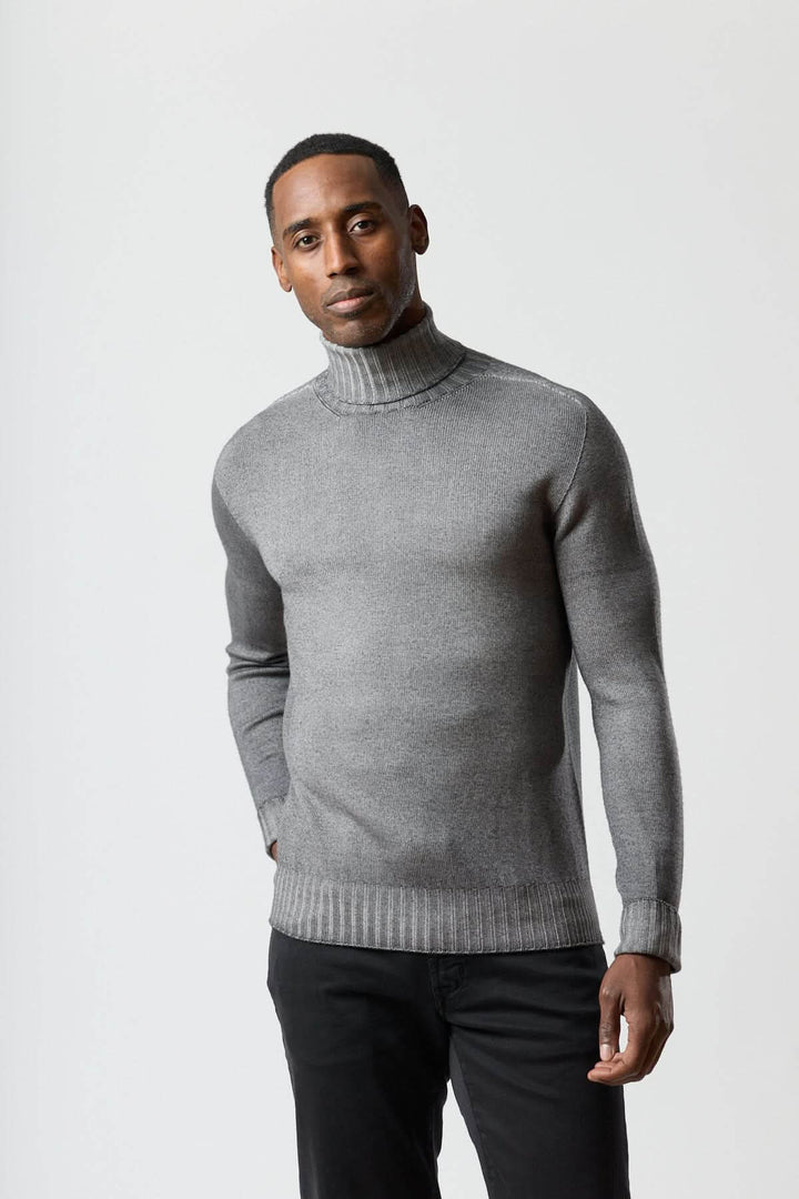 Chandail col roulé jauge fine