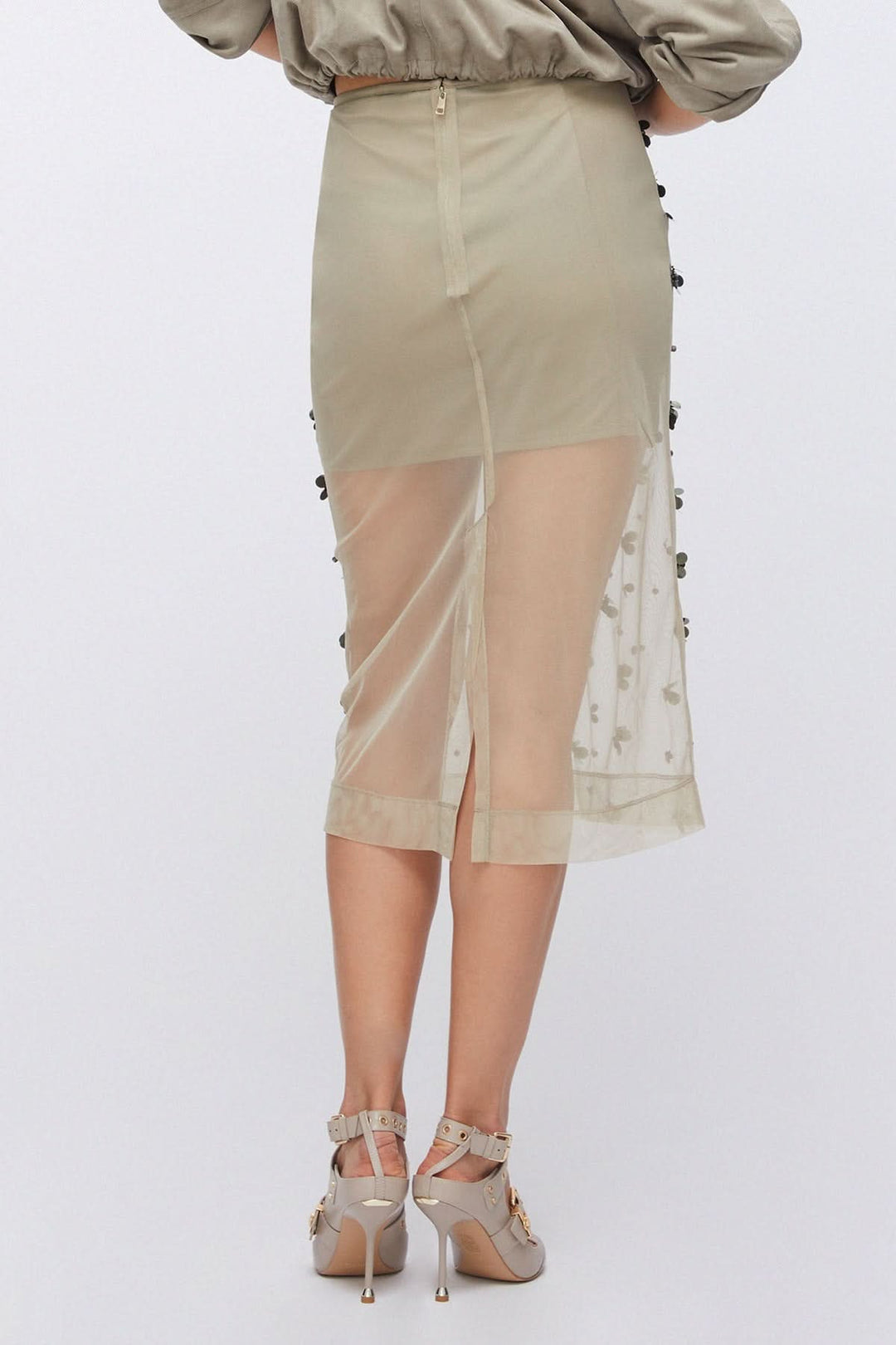 Jupe en maille transparente ornée