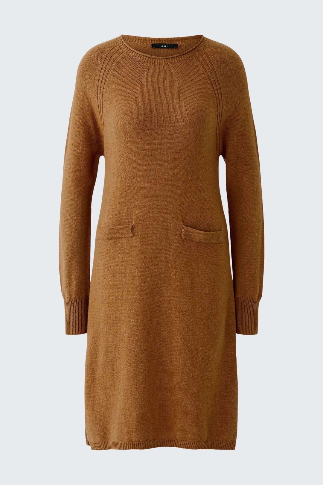 Robe tricotée à manches longues et poches plaquées