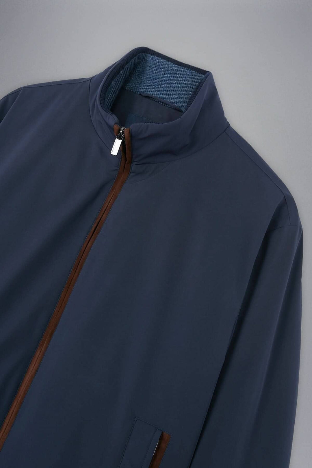 Veste doublée d'automne Paul & Shark, couleur bleu marine, au design moderne et durable.