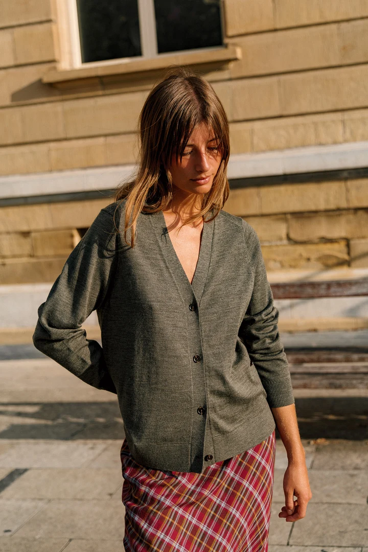 Cross-Effect Cardigan 