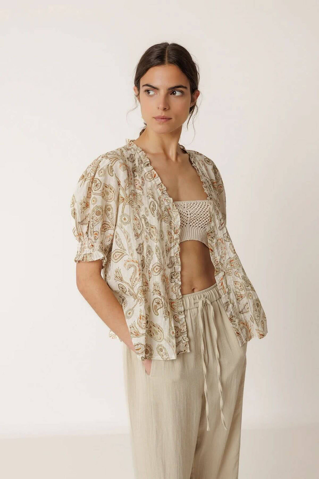 Flowy printed blouse with short sleeves