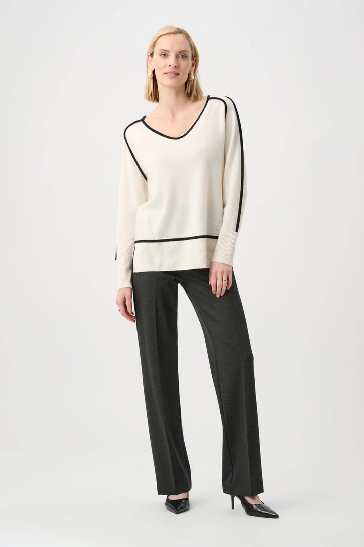 Side view of gray dress pants with an elastic waistband by Joseph Ribkoff for women - Valérie Simon