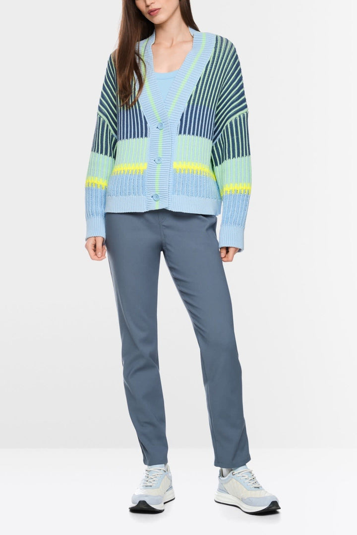 Side view of Marc Cain women&