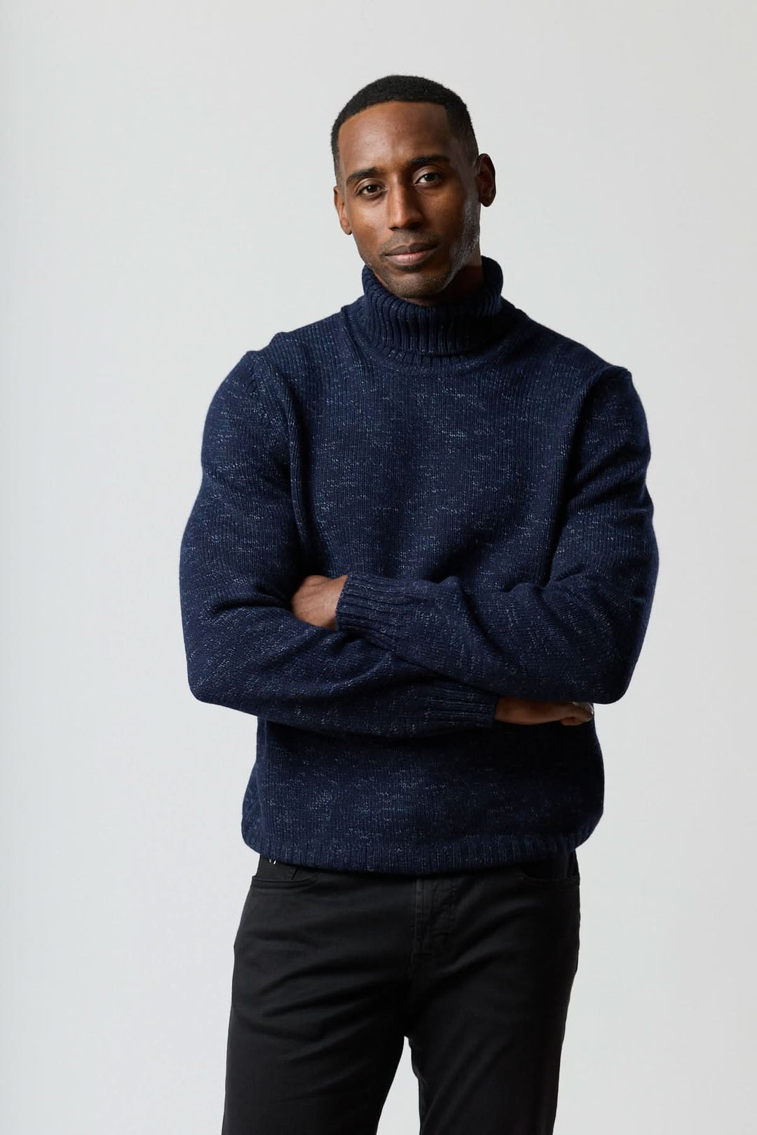 Chandail à col roulé en laine vierge