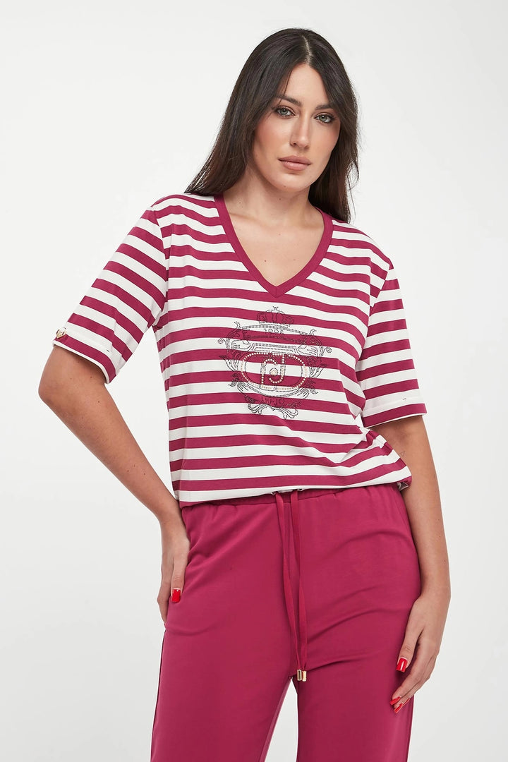 T-shirt rayé col en V avec motif décoratif
