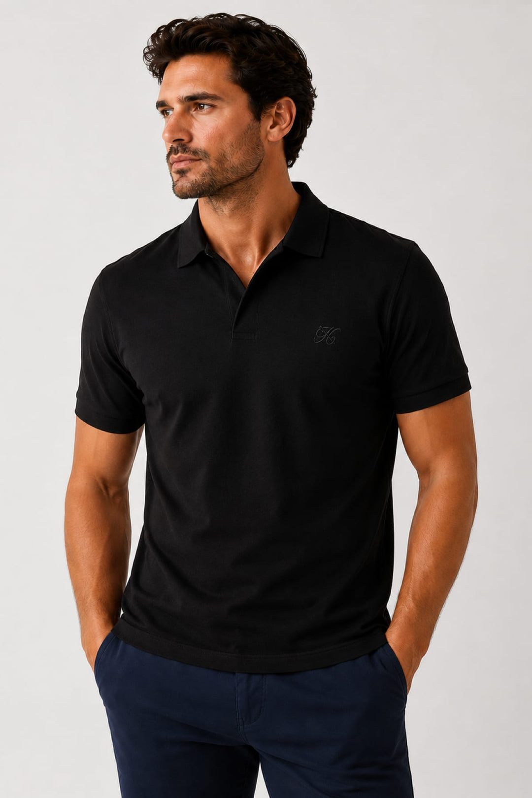 Side view of the Lief Horsens stretch polo shirt for men in blue with a classic collar - Valérie Simon