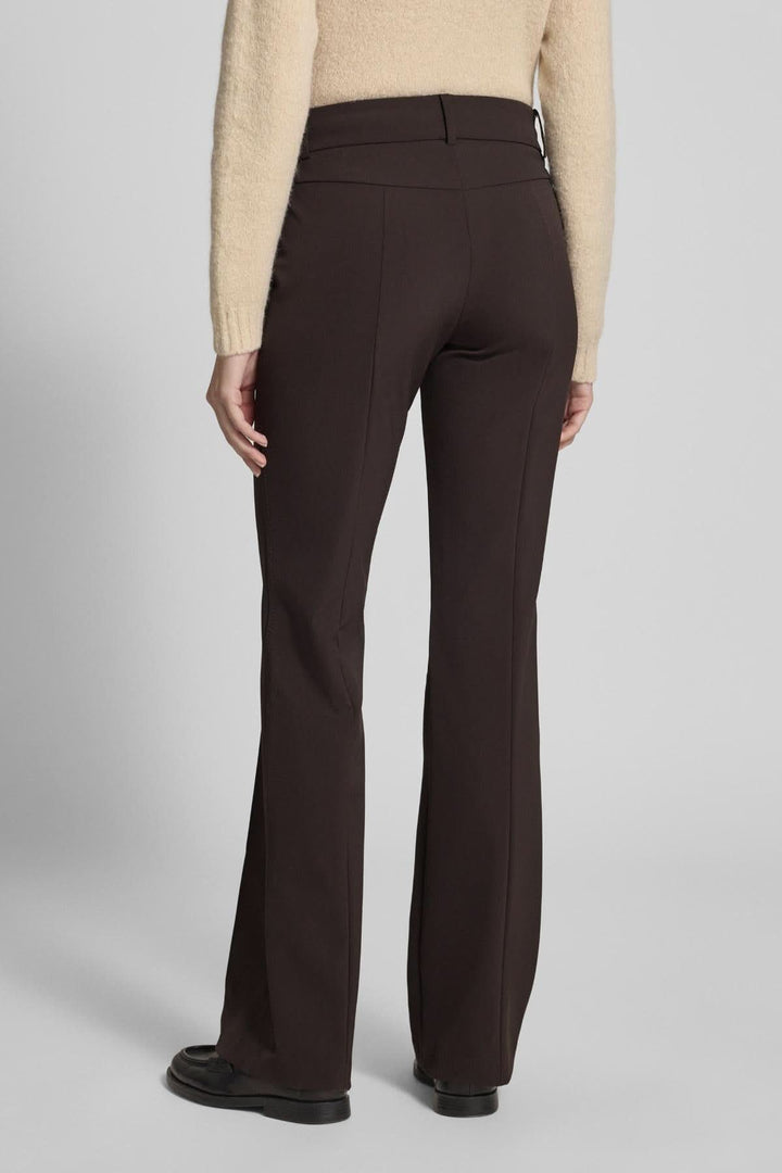 Pantalon droit évasé à plis marqués