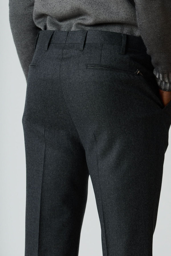 Pantalon habillé en laine vierge