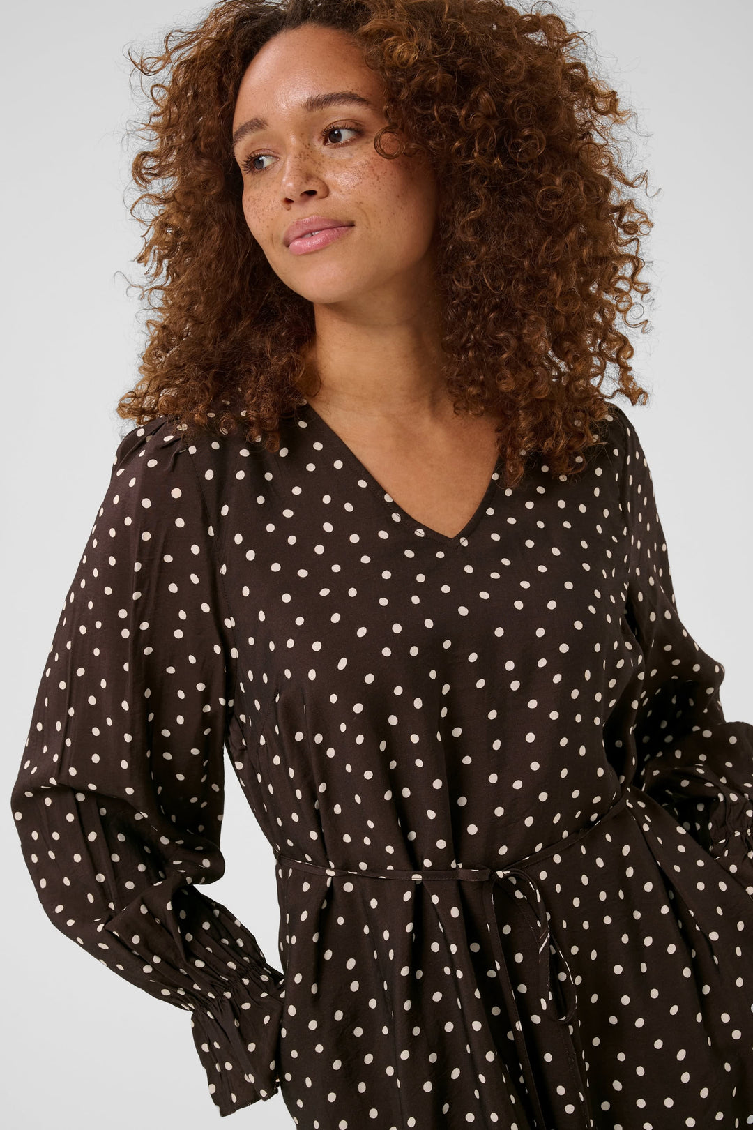 Black polka-dot dress with puff sleeves by Kaffe, side view—for women - Valérie Simon
