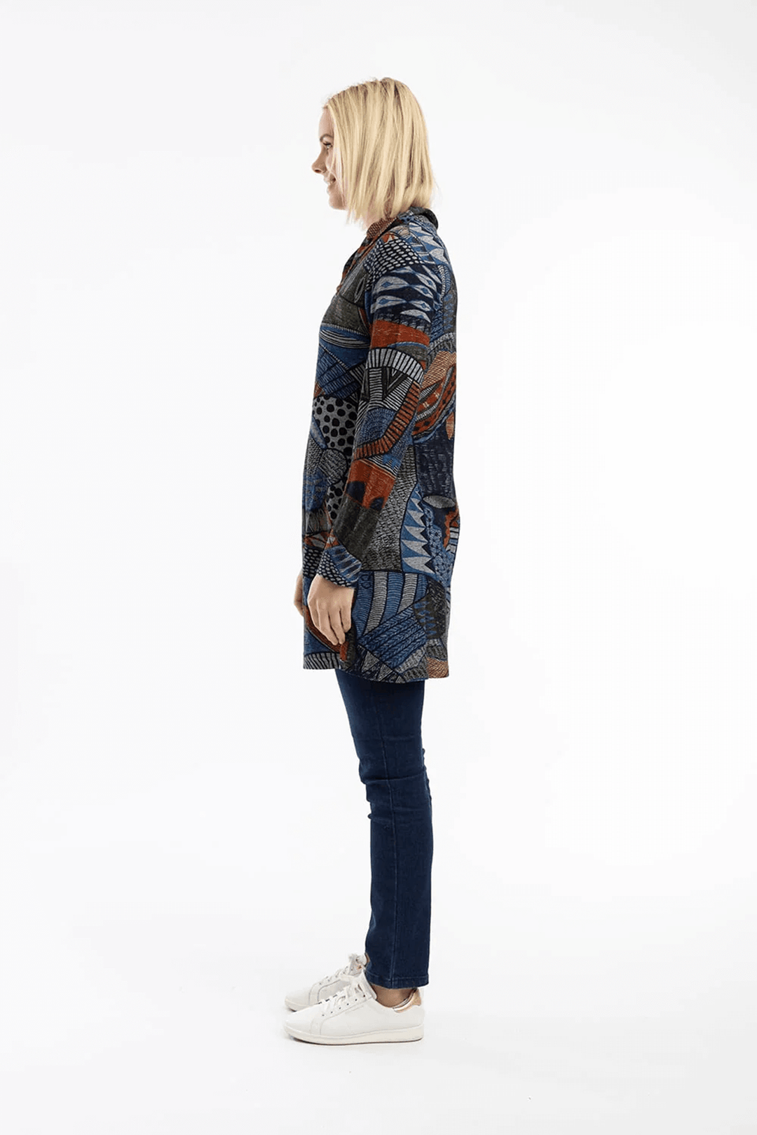 Robe courte imprimée à col croisé