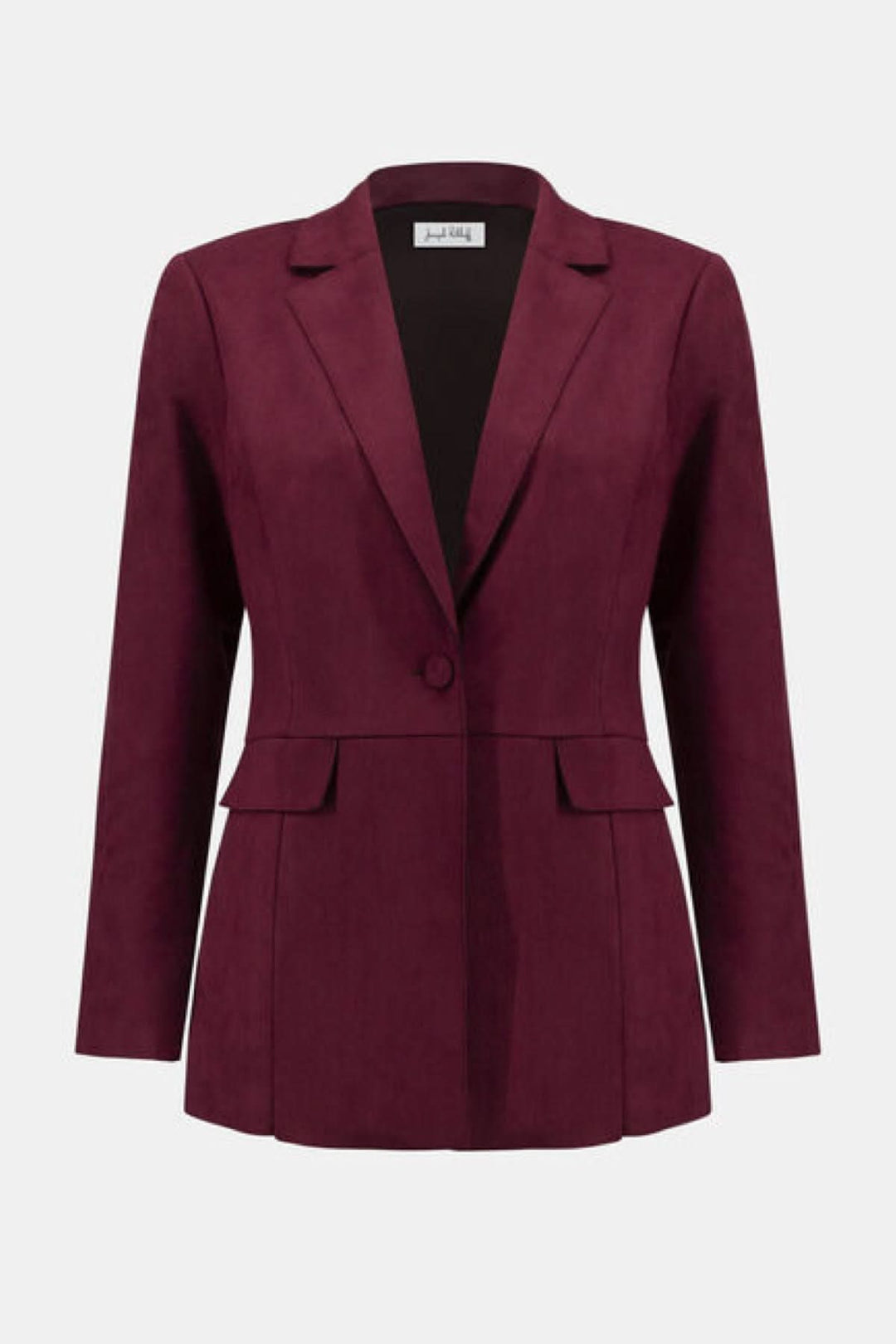 Veston long suédé bordeaux élégant avec coupe ajustée et col à revers classique.