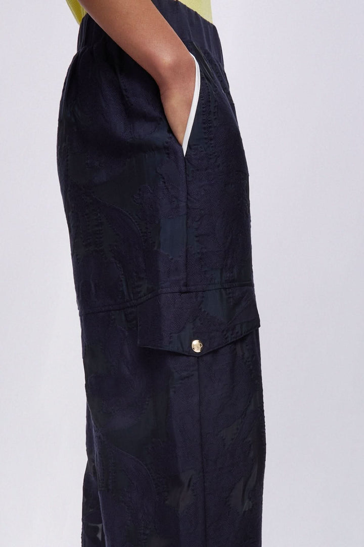 Pantalon jogging large à poches cargo