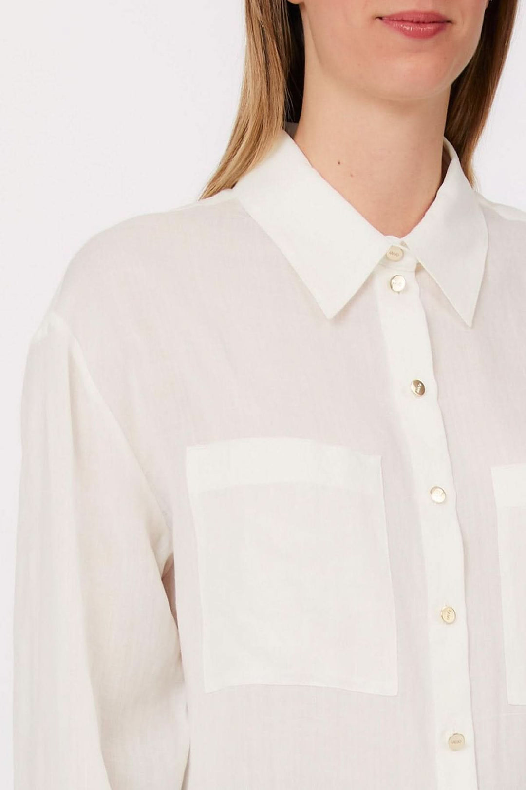 Chemise fluide à poches plaquées