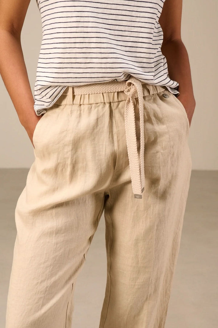 Pants with an elastic waistband
