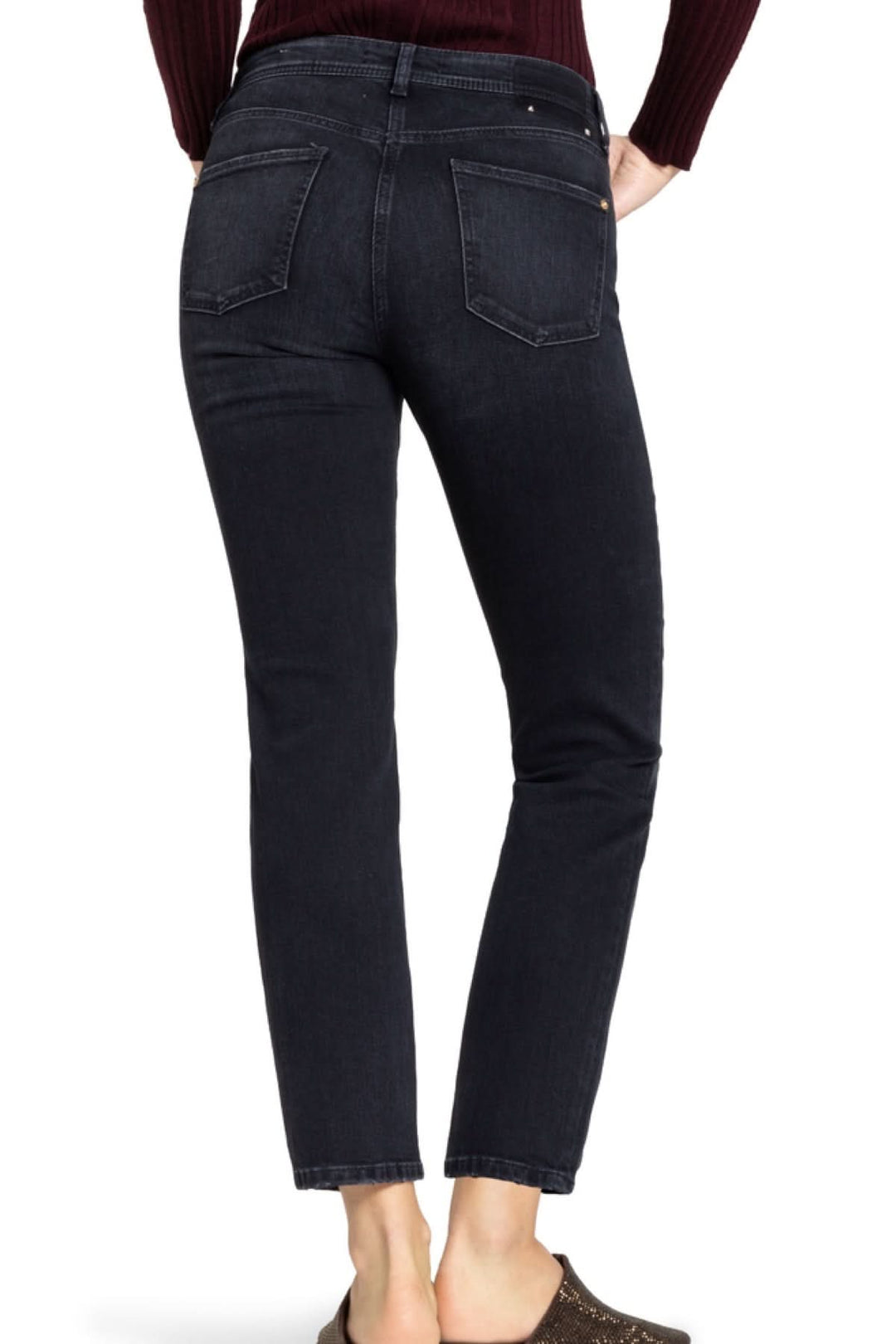 Jean coupe slim en denim extensible, longueur raccourcie, vue arrière, idéale pour un look polyvalent, bureau ou sorties décontractées.