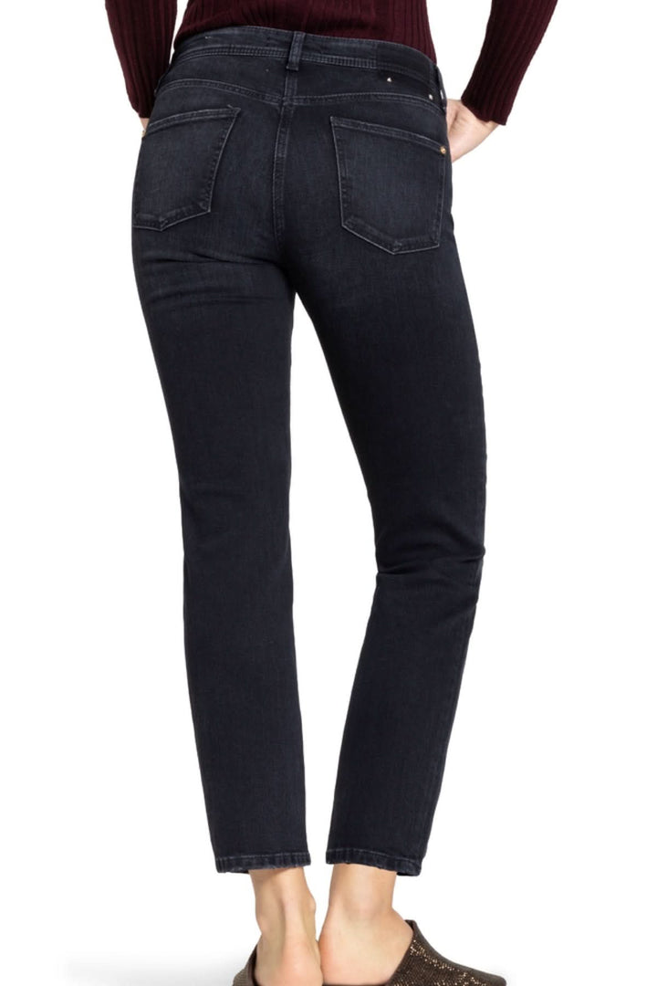 Jean coupe slim en denim extensible, longueur raccourcie, vue arrière, idéale pour un look polyvalent, bureau ou sorties décontractées.