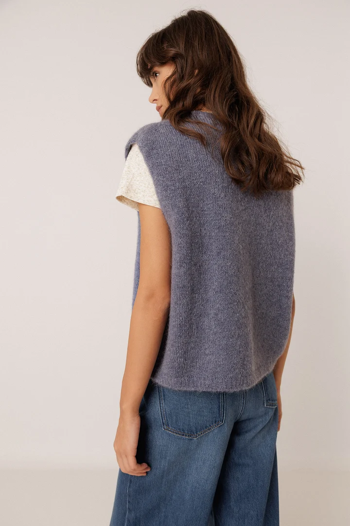 Veste sans manches en tricot