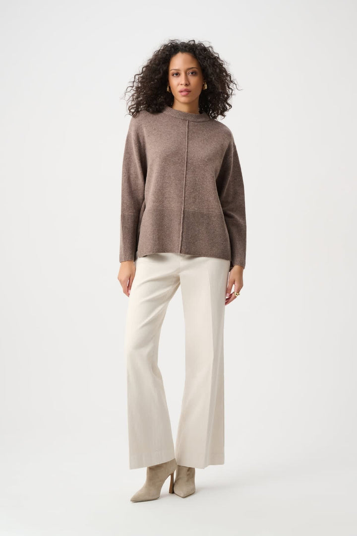 Back view of a loose-fitting Joseph Ribkoff women&
