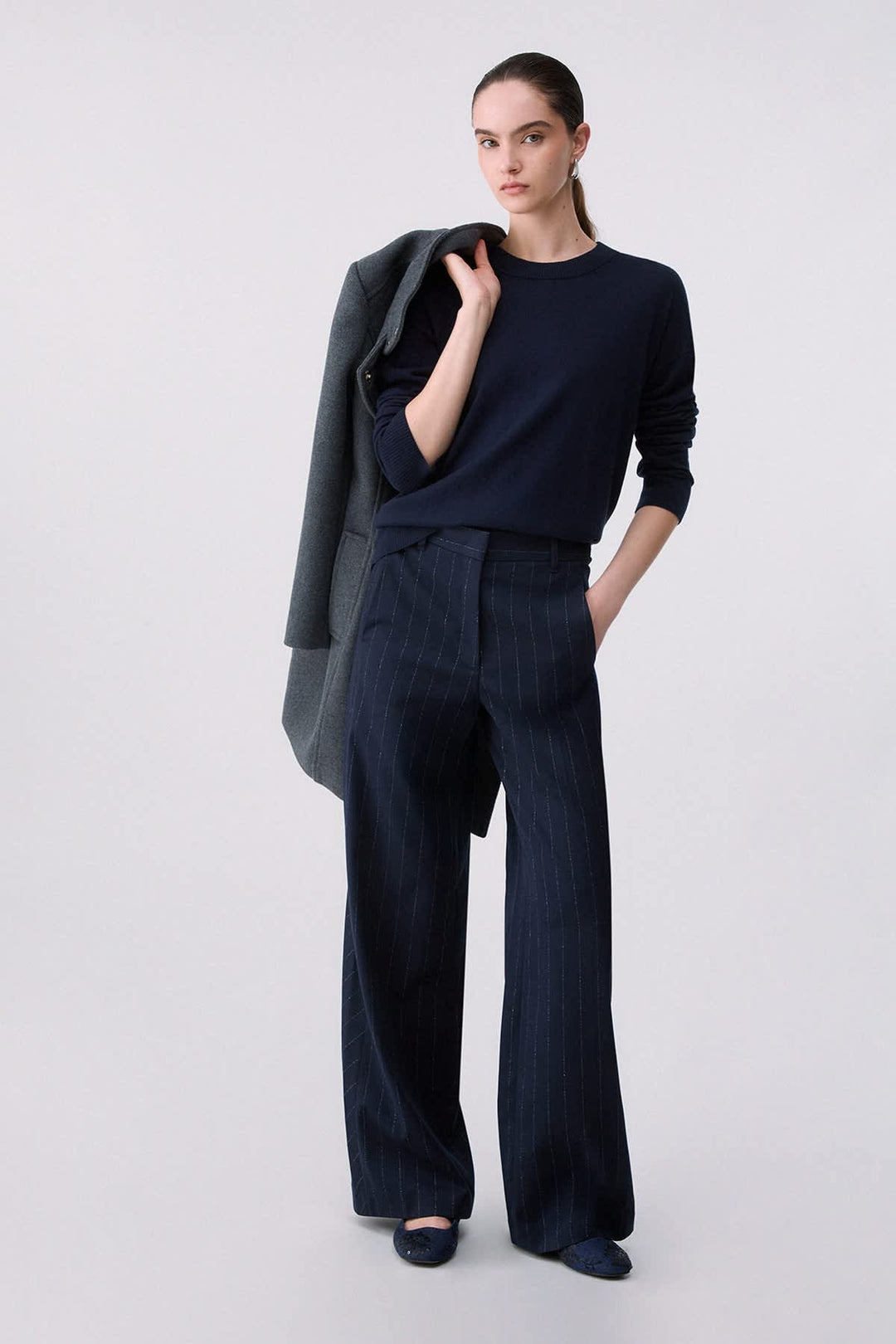 Classic crew-neck knit for women by liujo