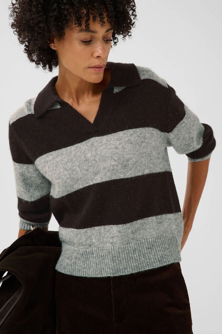 Vue de dos tricot col polo Charlott Part Two pour femme gris avec motif texturé - Valérie Simon