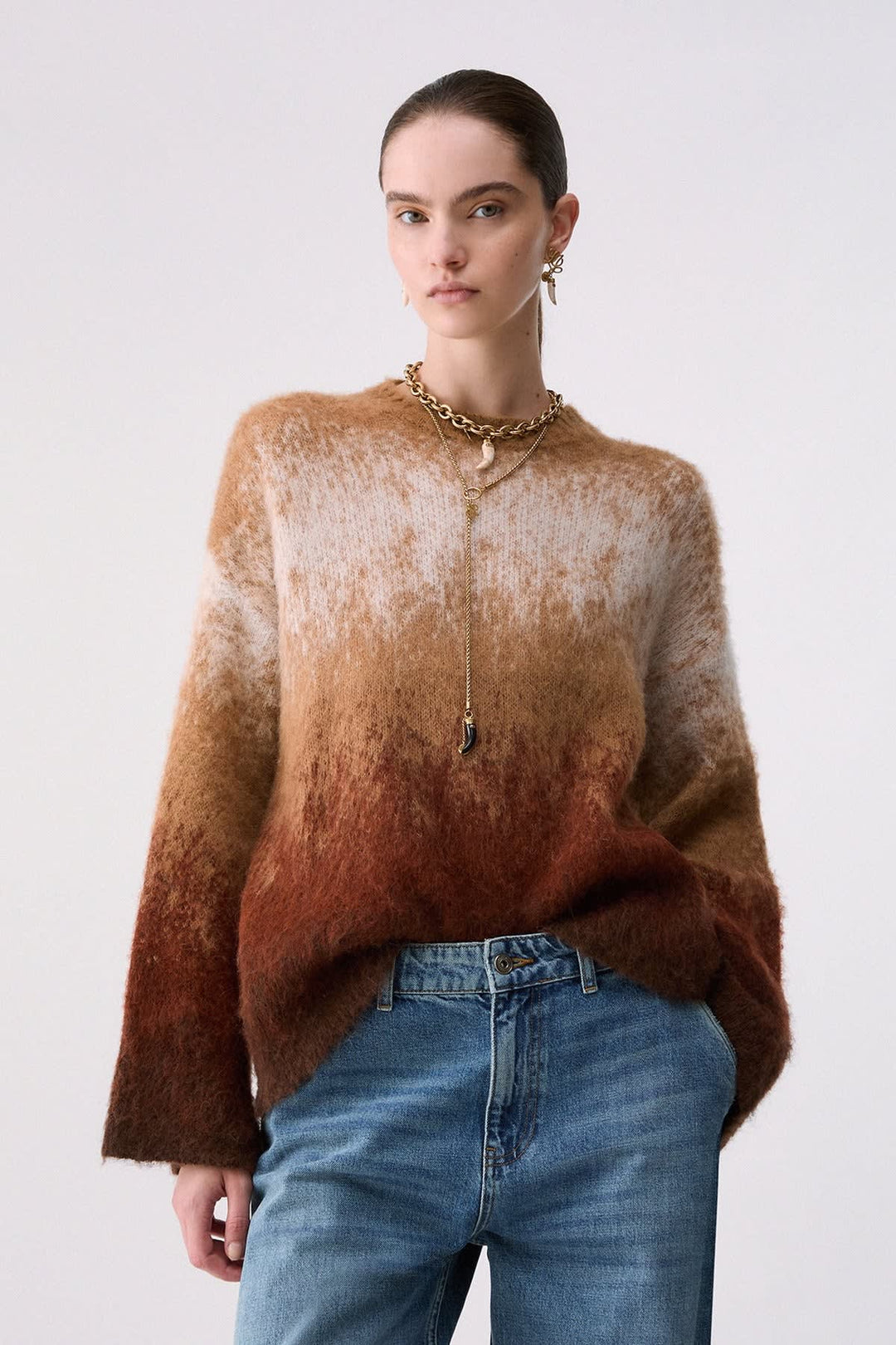 Women’s long-sleeve gradient knit front view liujo