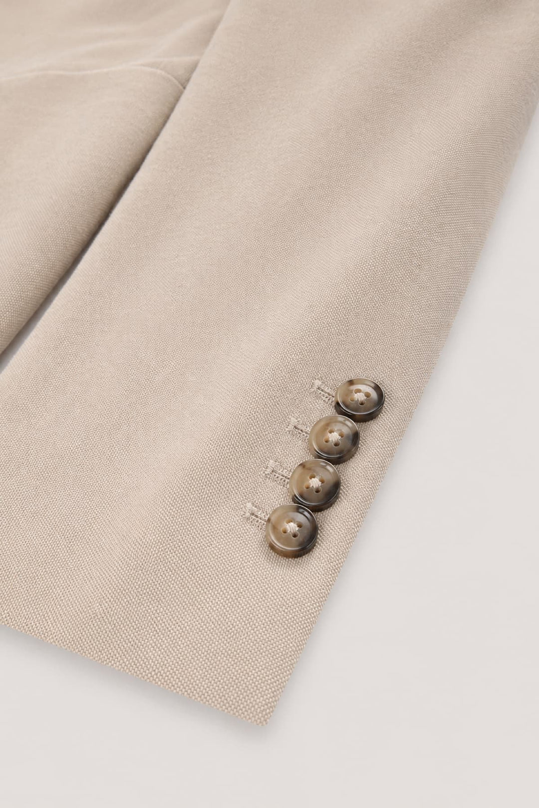 Vue arrière veston Circolo pour homme gris clair détail couture - Valérie Simon