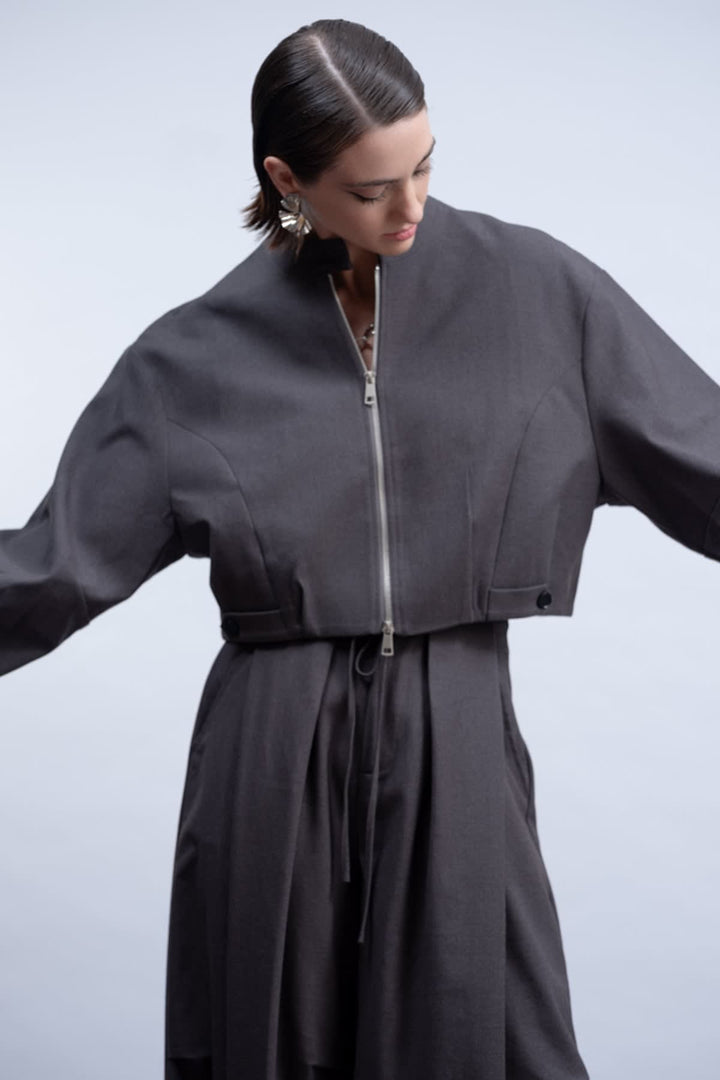 Front view of the Haako women&